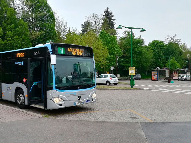 Bus 11